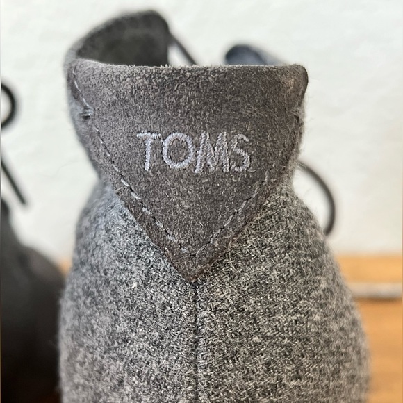 TOMS Lunata Grey Suede Lunata Booties - Picture 11 of 12